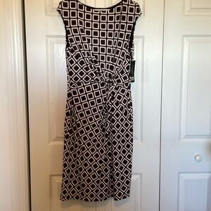 Women’s NWT Lauren Ralph Lauren Sz 14 dress sleeveless brown white square design